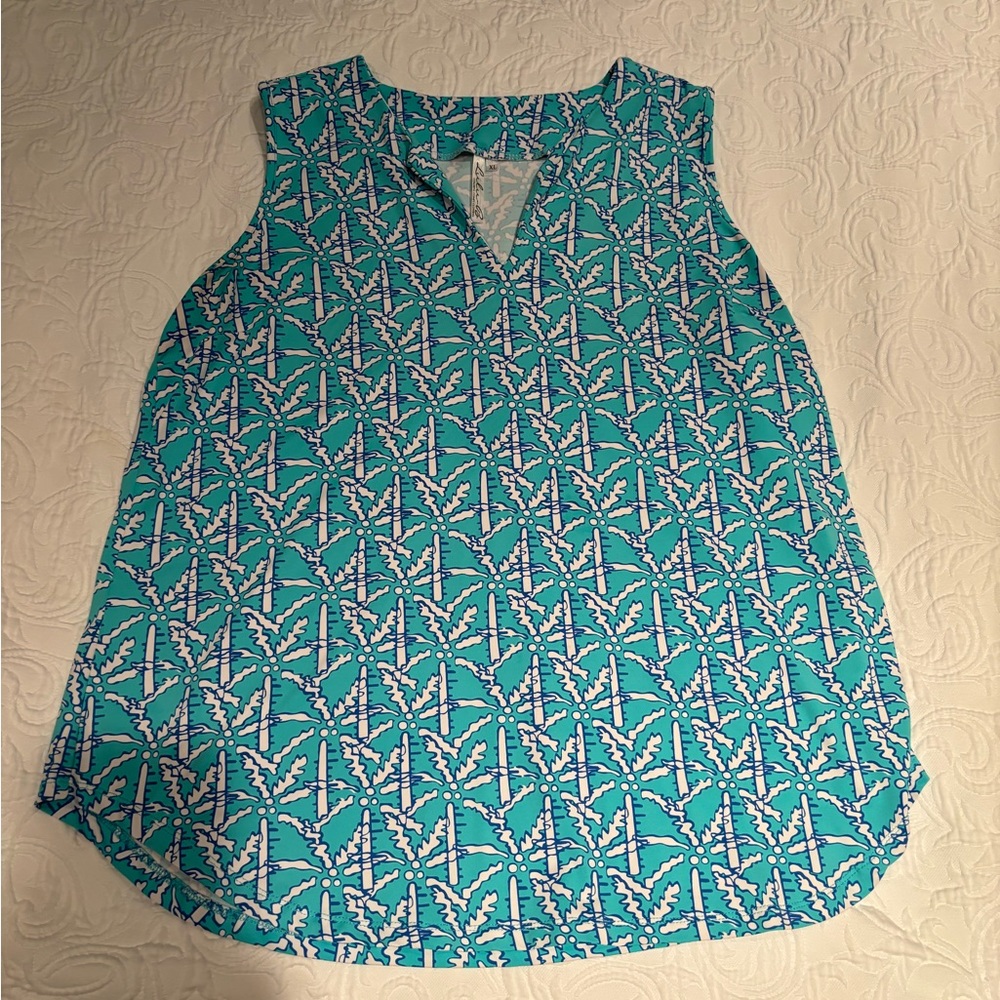 Lulu-B sleeveless, v-neck top, size XL
